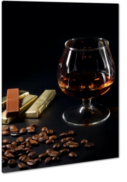 whiskey, rum, koniak, cygaro, brandy, ziarna kawy, czekoladki, kieliszek, aromat, zapach, alkohol, elegancja, makro, czarne to, biznes